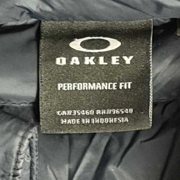 Oakley Lightweight Puffer Jacket Performance Fit Black Men’s L - READ - Picture 3 of 9